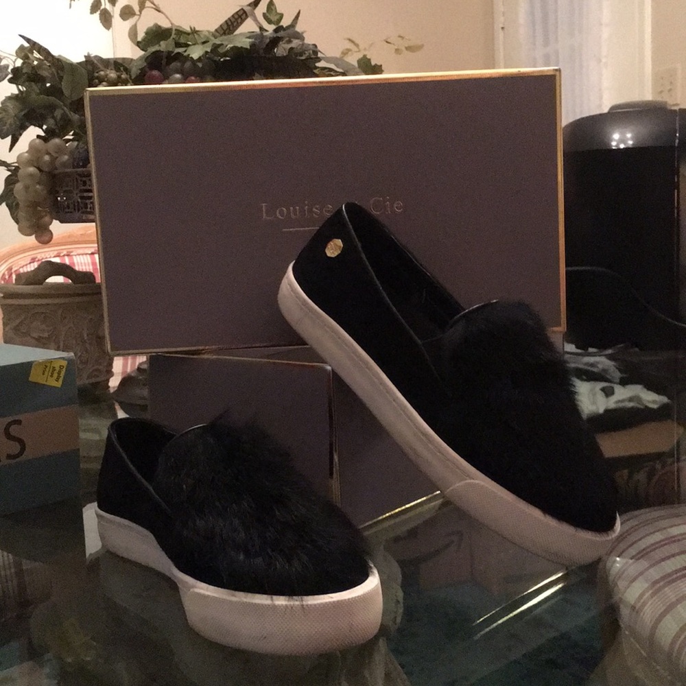 7 Lo-Bershner Black with Rabbit Fur